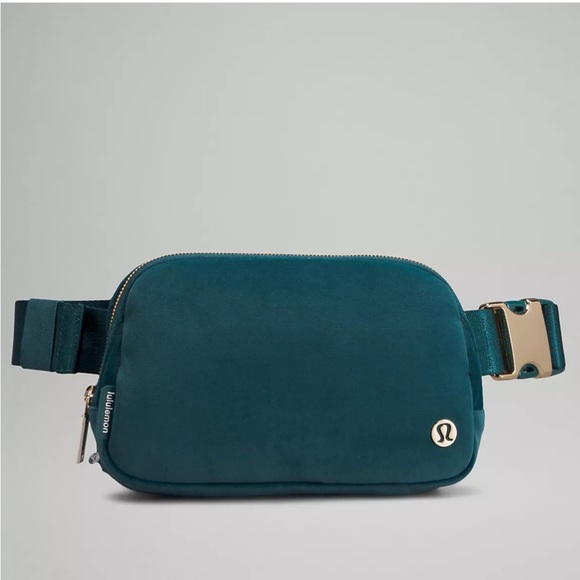lululemon athletica Handbags - Lululemon Velour 💚 NEW  Dec 2022 Style 🤎
